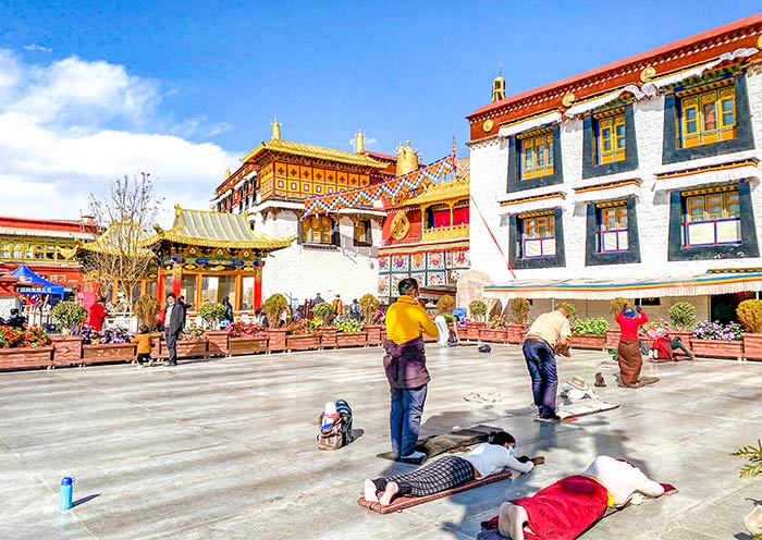 5 Days Lhasa Yamdrok Lake Tour