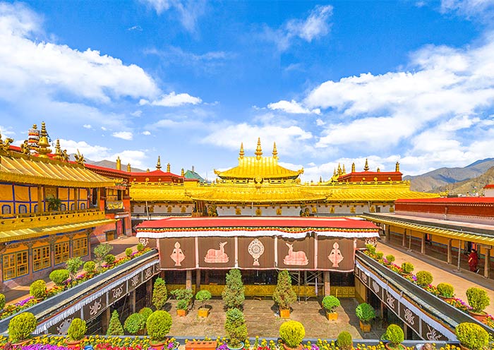 Top 10 Monasteries in Tibet