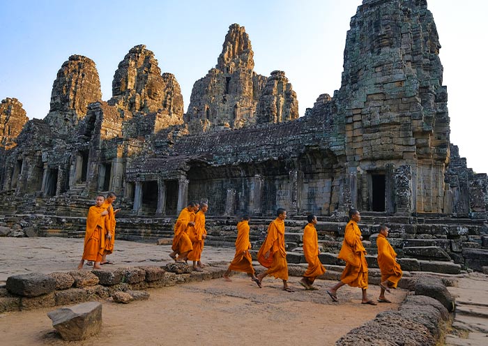 Discovering Bayon's Timeless Smiles