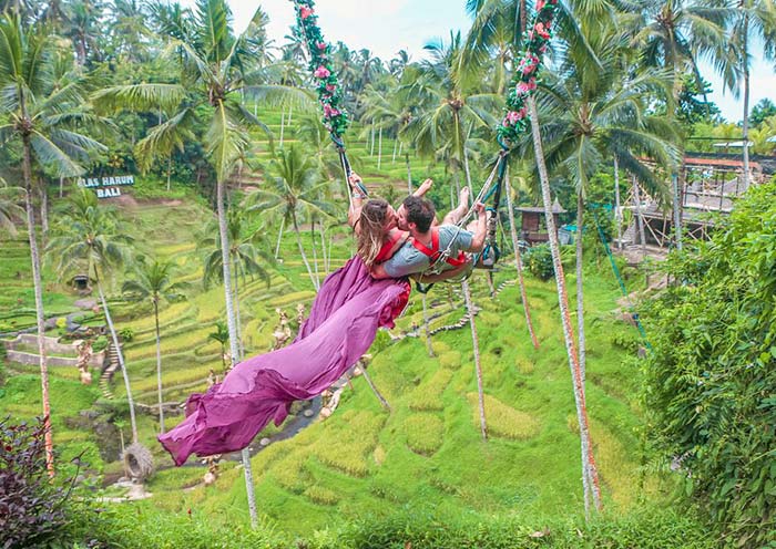 Couple Swing in Alas Harum Bali