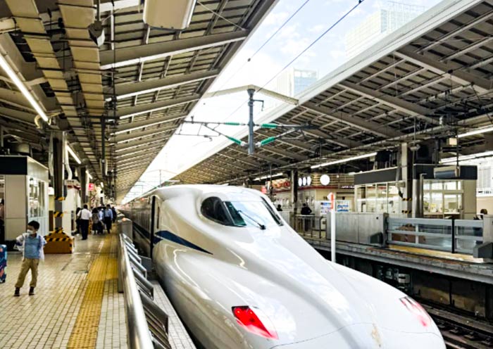 Shikansen Bullet Trains