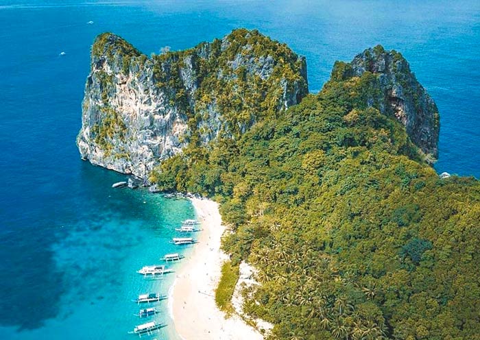 Helicopter Island, El Nido 