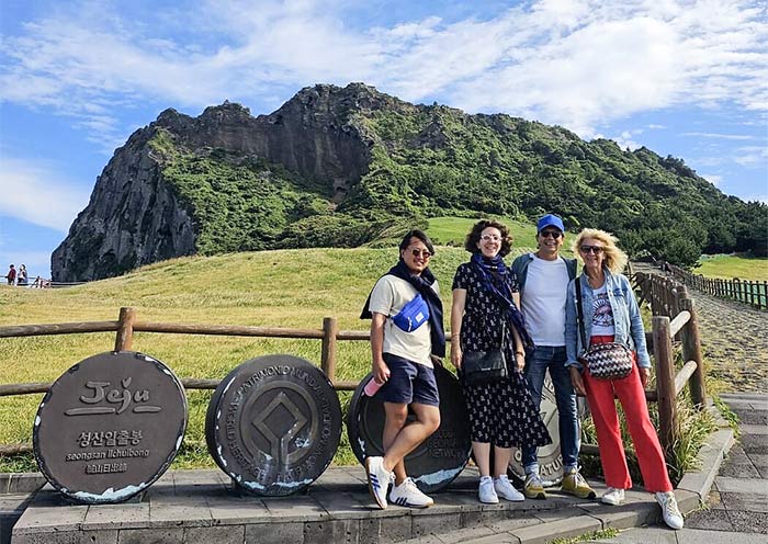 Visit Seongsan Ilchulbong of Jeju Island