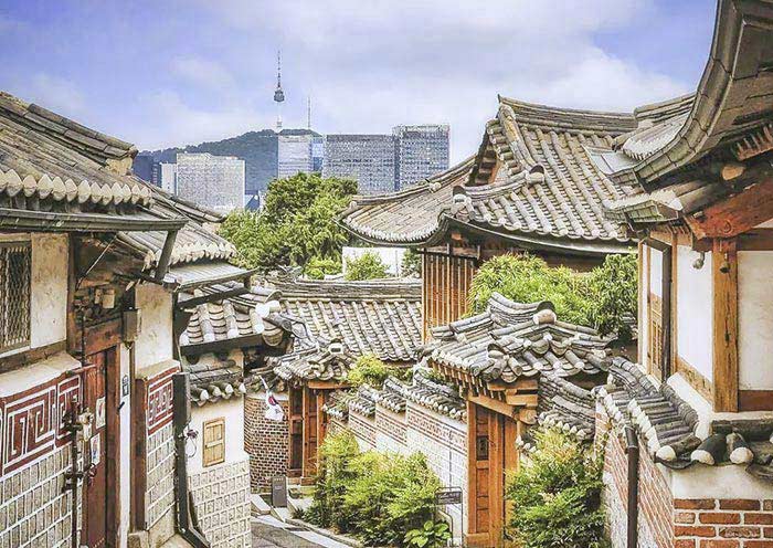 Explore Bukchon Hanok Village in Seoul