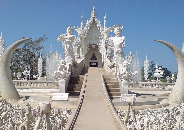 White Temple, Chiang Rai