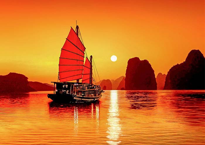 Sunset view of Halong Bay