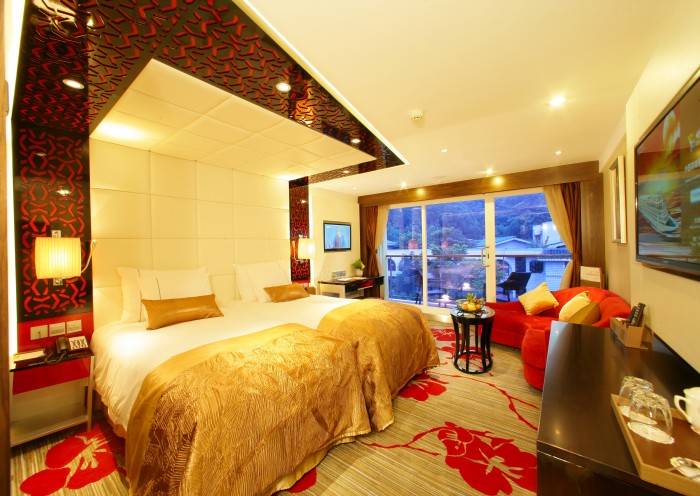 Century Paragon Executive Suite