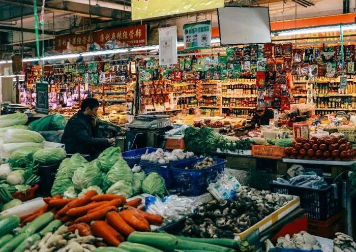 Local Farmer's Market in Chengdu