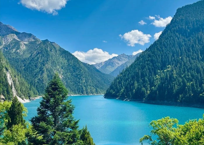 Changhai Lake in Jiuzhaigou Valley