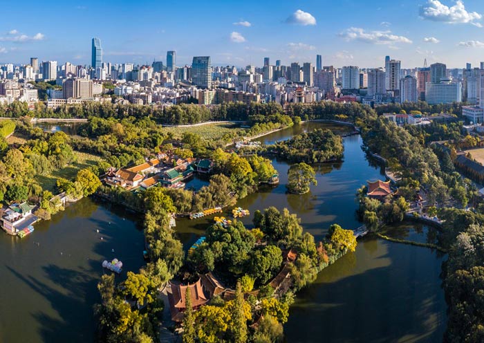 A Panoramic View of Cuihu Park