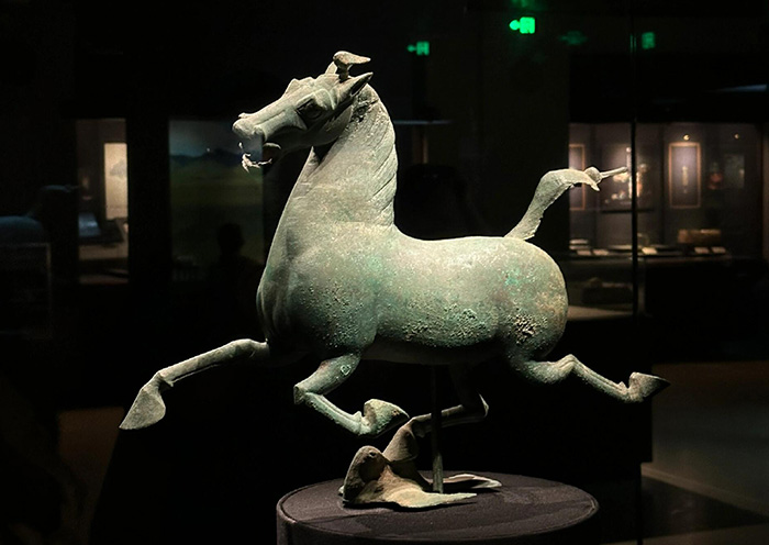 Flying Horse of Gansu, a symbol of Chinese Tourism