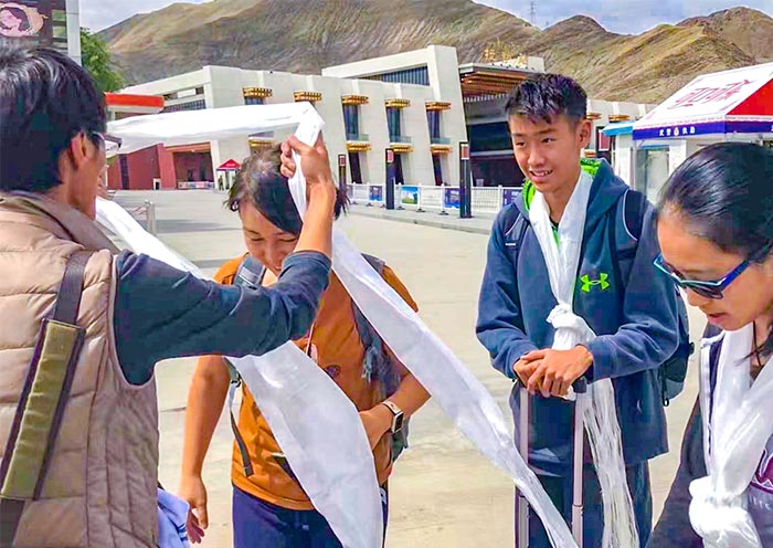 Luxury Tibet Tours Luxury Tibet Tours r