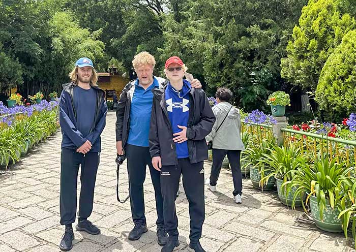 Visit Norbulinka, Lhasa Visit Norbulinka, Lhasa