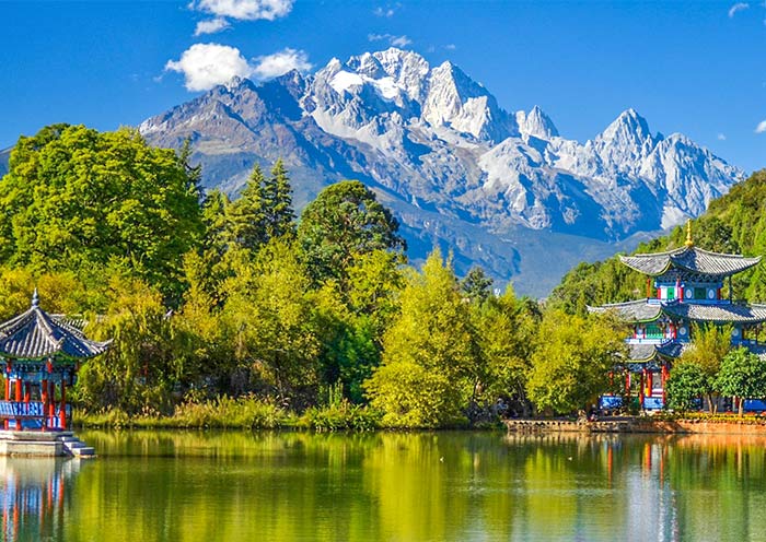 Black Dragon Pond Park, Lijiang