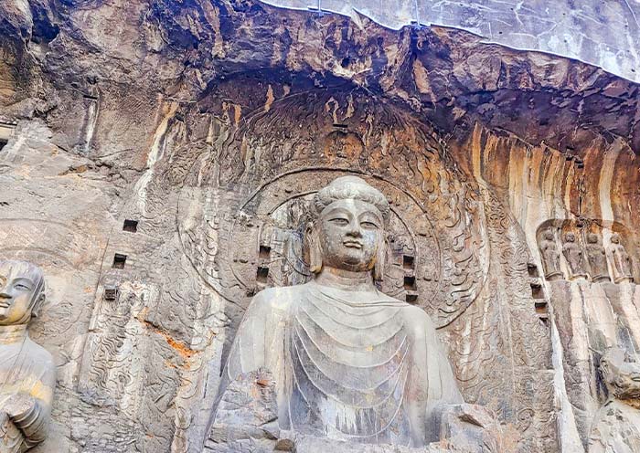 Fengxian Temple, Longmen Grottoes