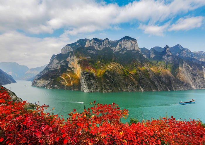 Yangtze River Cruise in Autumn