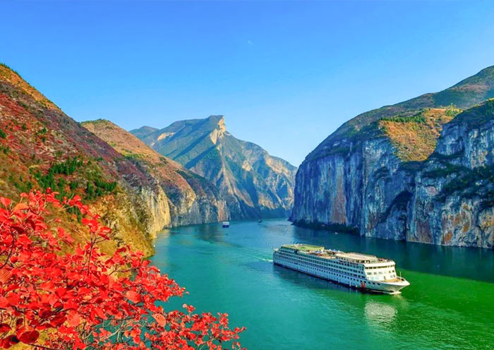 China Three Gorges: Wu, Qutang, Xiling Gorges on Yangtze River