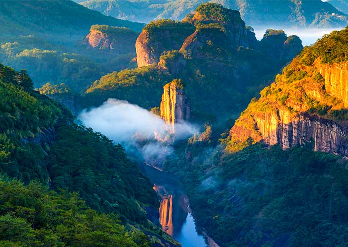 Breathtaking Danxia Landfrom of Wuyishan Mountain