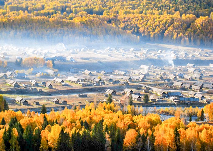 Hemu Village in Autumn Morning