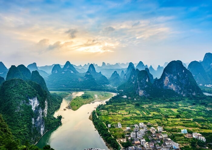 13 Days Shanghai Guilin Yangtze Xian Beijing Group Tour