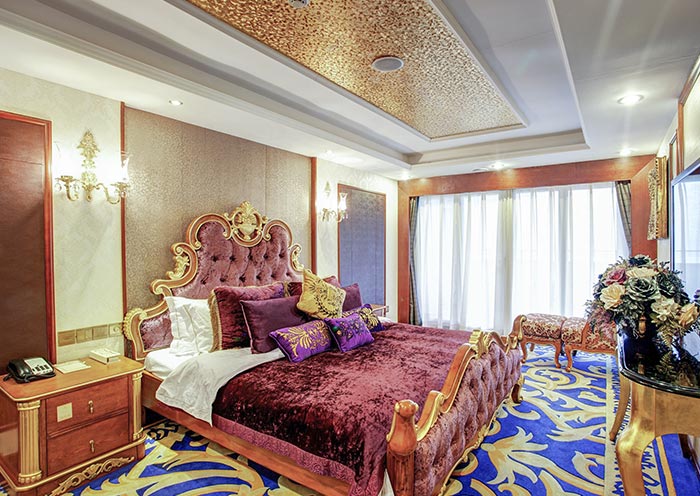 Yangtze Gold 3 President Suite
