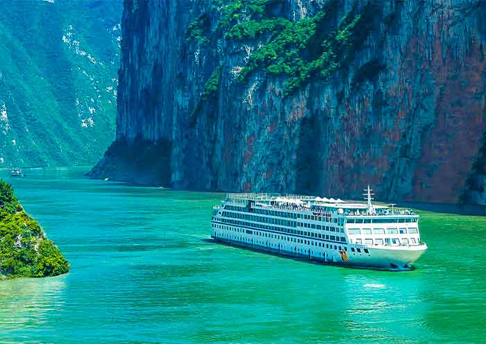 Three Gorges Dam | Largest Yangtze River Dam in China