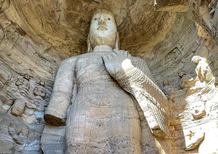 Cave 18 (Thousand Buddhas Robe), Yungang Grottoes 