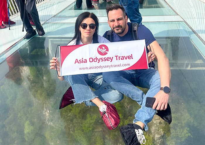 Sit on Glass Bridge, Zhangjiaije Grand Canyon Sit on Glass Bridge, Zhangjiaije Grand Canyon