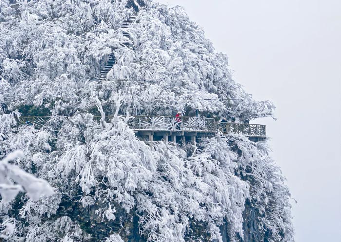 Zhangjiajie Tianmen Mountain in the Snow Zhangjiajie Tianmen Mountain in the Snow