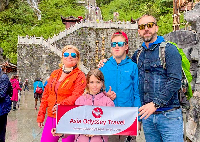 Family Tour to Tianmenshan, Zhangjiaije