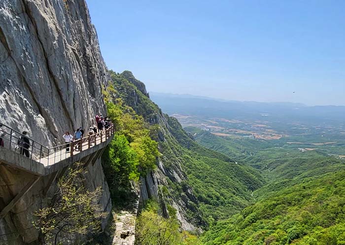 Songshan Sanhuang Village Hiking Songshan Sanhuang Village Hiking