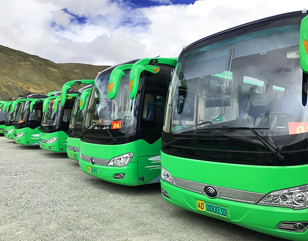 Tibet Group Tour & Comfortable Vehicle Tibet Group Tour & Comfortable Vehicle