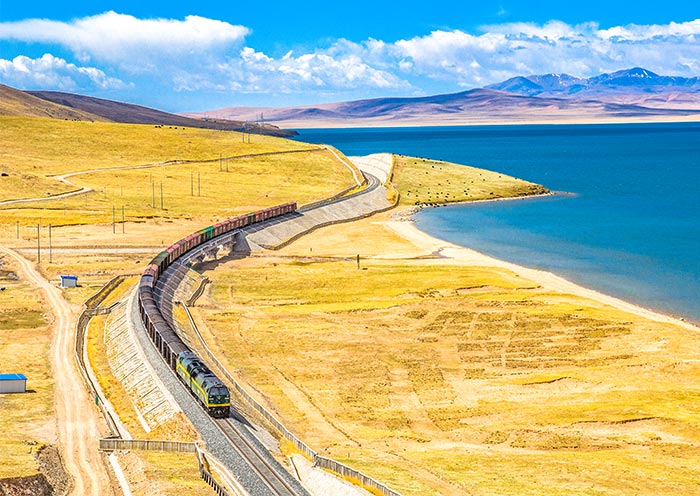 Qinghai Tibet Railway - Highest Rail in the World