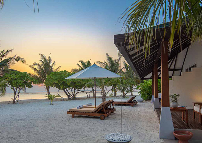 Adaaran Meedhuparu Sunset Deluxe Beach Villa
