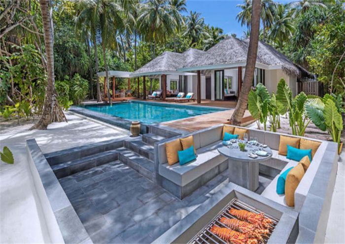 Family Beach Pool Villa
