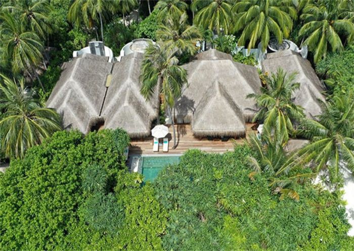 Three Bedroom Beach Pool Residence
