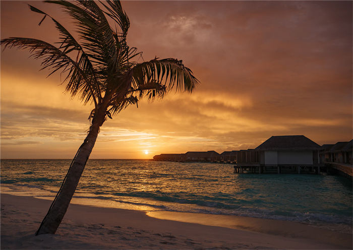 Baglioni Resort Maldives Sunset Water Villa