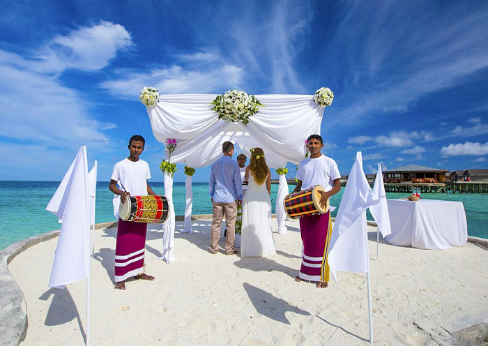 Centara Ras Fushi Resort & Spa, Maldives 