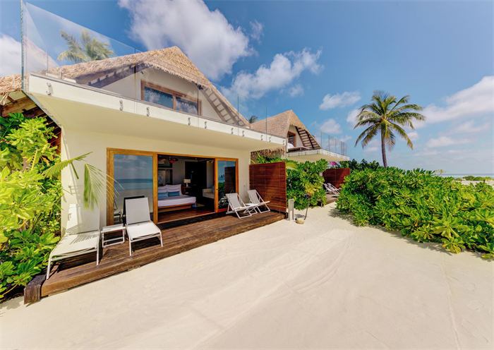 Cinnamon Velifushi Maldives Superior Beach Loft
