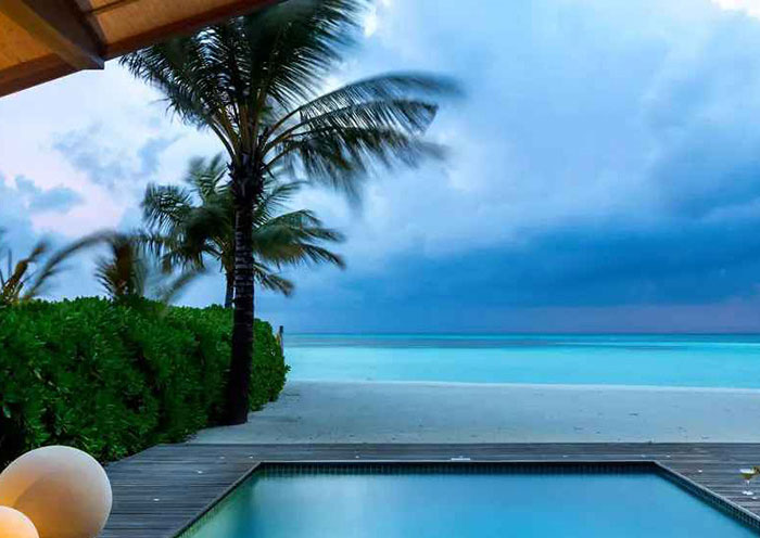 Club Med Finolhu Sunset Beach Villa