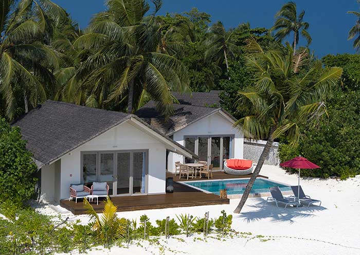 Coracora Maldives Beach Pool Suites
