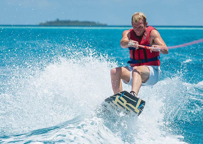 Kitesurfing