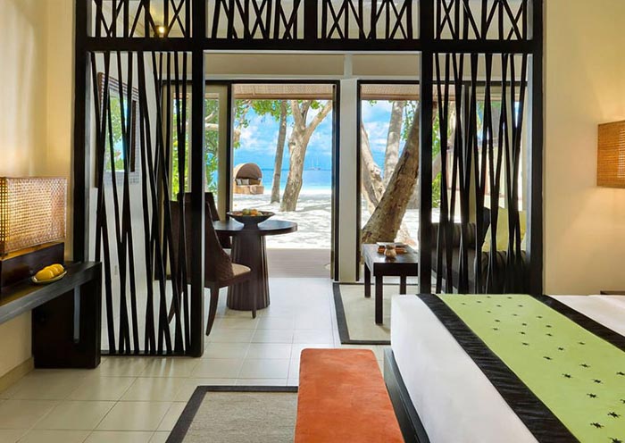 Dhawa Ihuru Maldives Beachfront Jet Pool Villa
