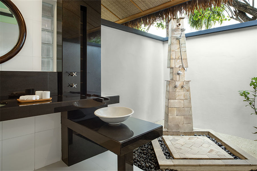 Dhawa Ihuru Maldives Beachfront Villa