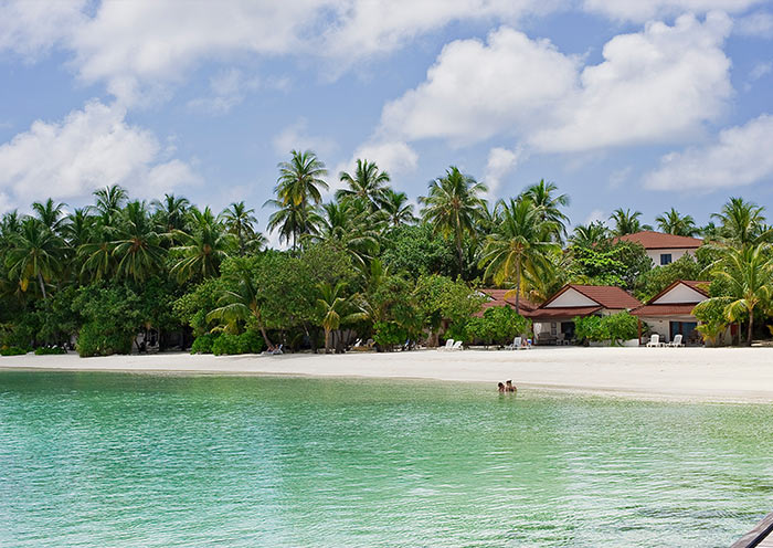 Diamonds Athuruga Maldives Beach Front Junior Suite