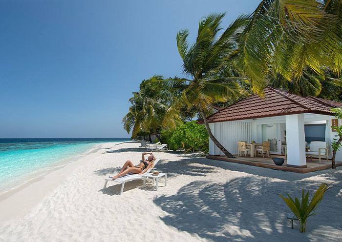 Diamonds Thudufushi Maldives Beach Front Junior Suites