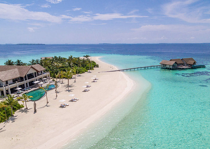 Four Seasons Private Island Maldives At Voavah
