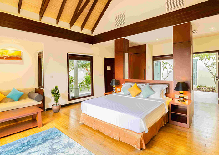 Furaveri lsland Resort & Spa Beach Villa
