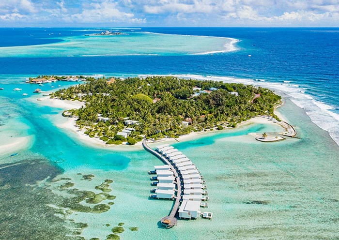 Holiday Inn Resort Kandooma Maldives