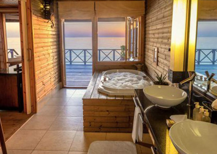 Ocean Jacuzzi Water Villa
